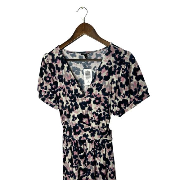 Torrid Mini Studio Knit Surplice Dress new size 1 1x 14-16 womens - Picture 2 of 3